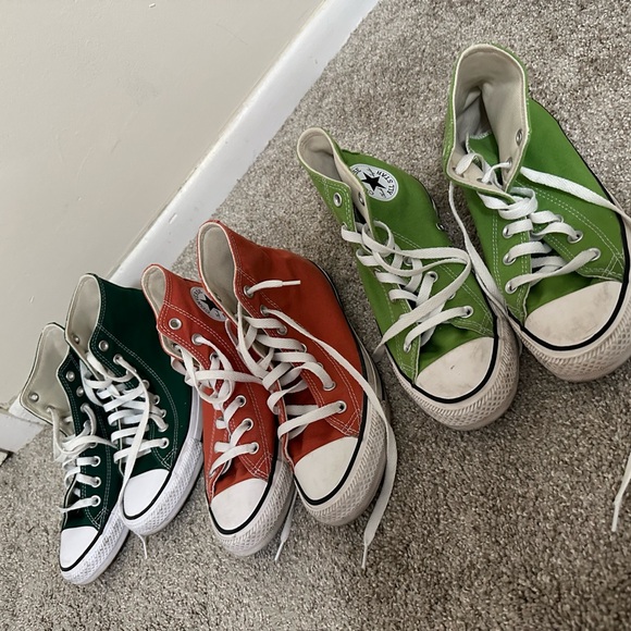 Converse - Picture 2 of 2